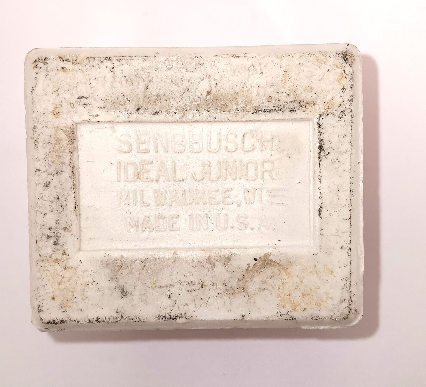 Sengbusch Ideal Junior Ceramic Stamp Finger Wetter Milwaukee, WI Made in USA