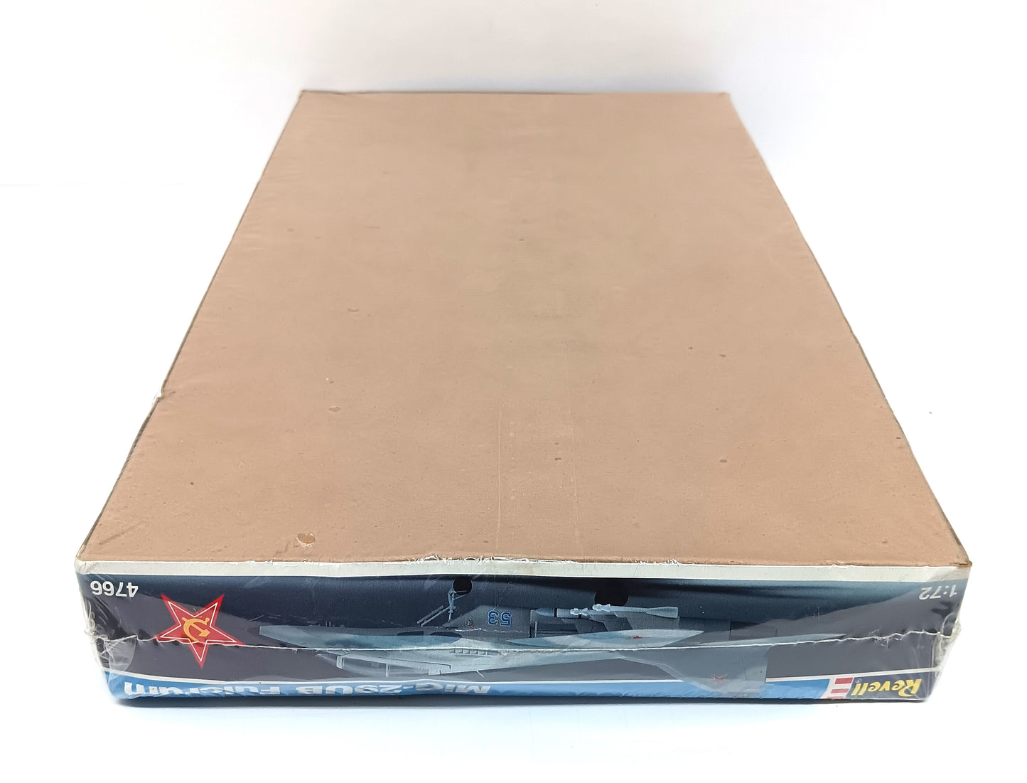 Soviet Airplane Model Kit MiG-29UB Fulcrum Revell 1989