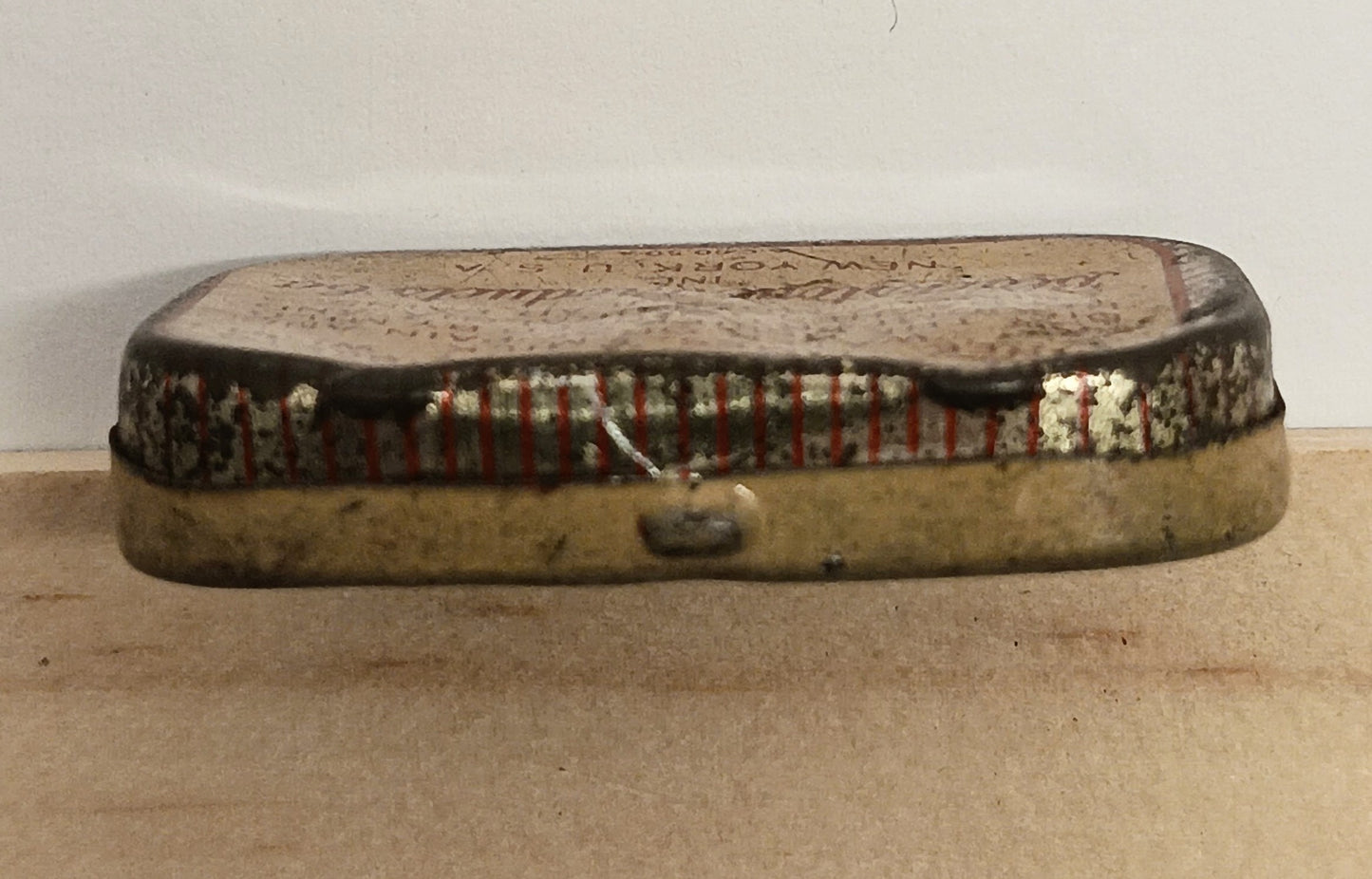 Blackstone's Pure Aspirin Vintage Mini Pocket Tin 1 1/2"